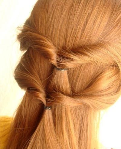 好看的扎头发的发型简单_好看简单的发型扎法步骤_好看的扎发型方法